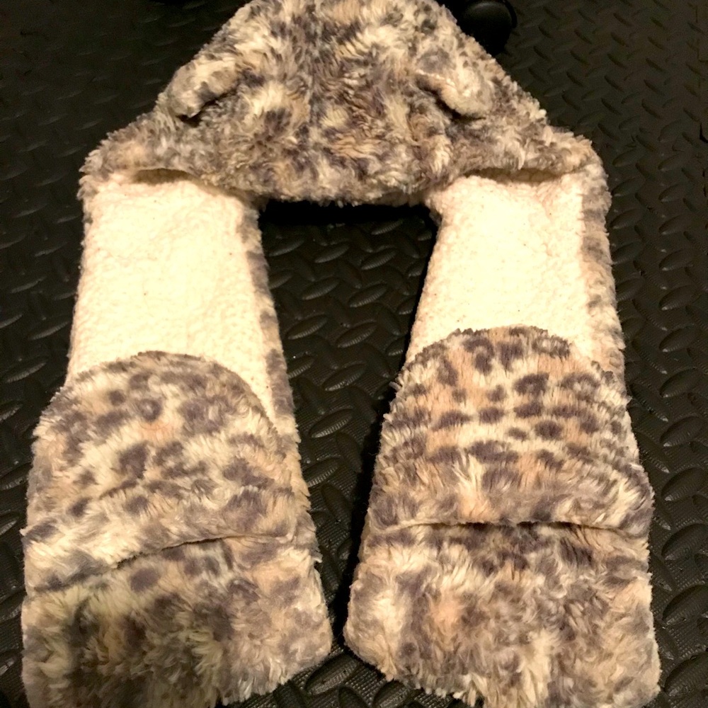 Girls' Animal print Hooded Hat With Scarf